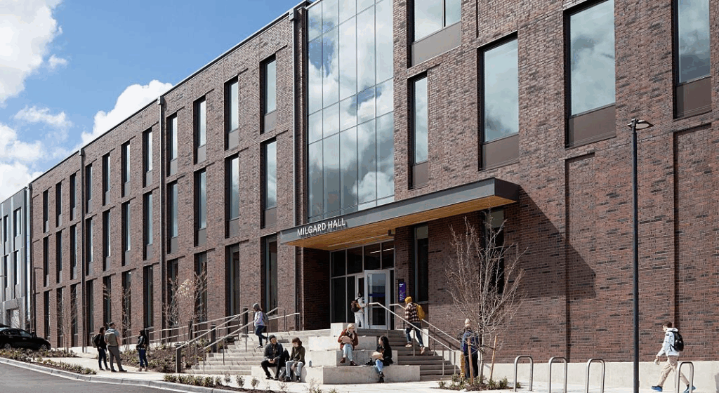 imgi_33_UWT-Milgard-Hall_Jeremy-Bittermann_2-2000×1333-beb40a4b-8be2-40e9-9a1a-24573c6588d8_g8dbx7